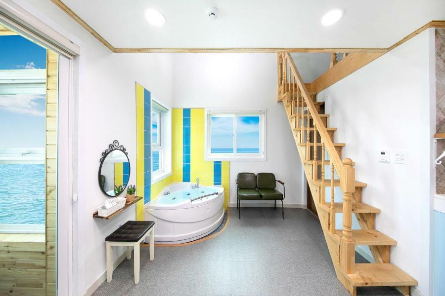 Samcheok Padosori Spa Pension Екстер'єр фото
